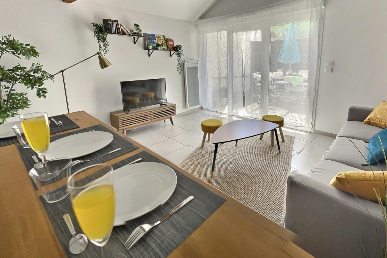 Un Cocon Pour 2 Ou 4 - Merignac -Jacuzzi - Netflix - Tram A Διαμέρισμα Εξωτερικό φωτογραφία